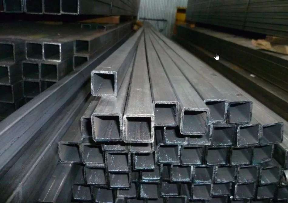 Труба профильная 30*30*1,5  (6,0м)